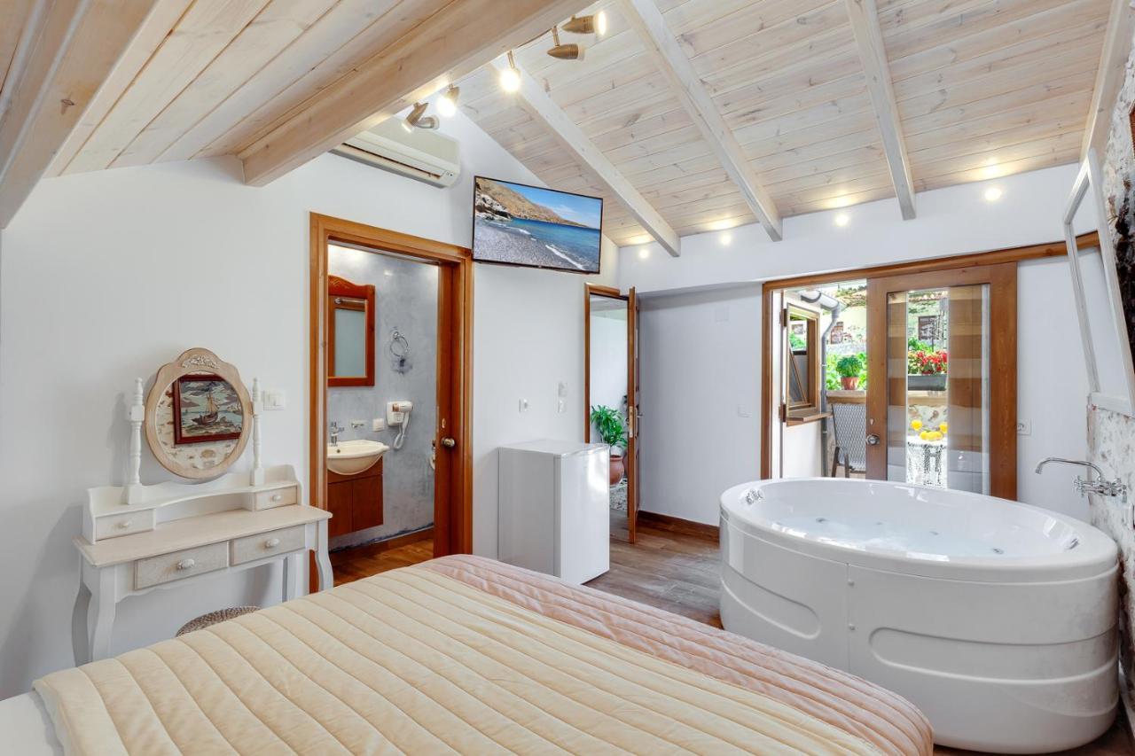 Hamam Suites Portou Chania  Exteriör bild